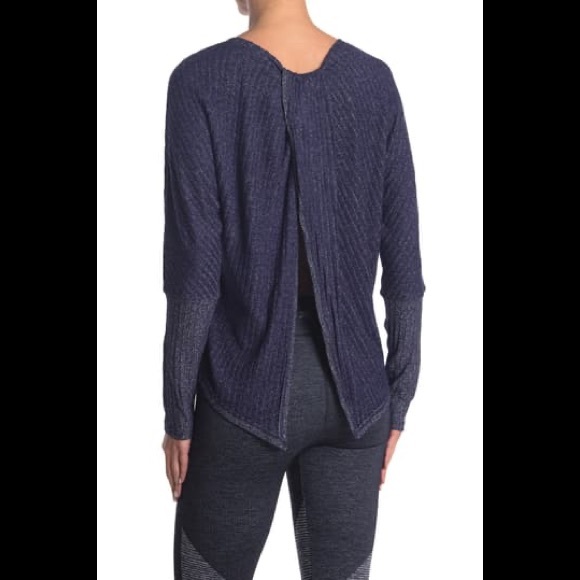 NWT Splendid Ribbed Split Back Tunic - Picture 4 of 8